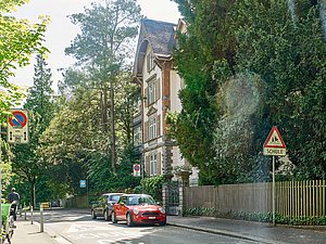 Schulhausstrasse 27