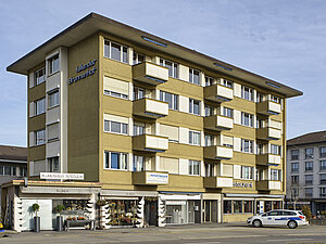 Wehntalerstrasse 98, 100