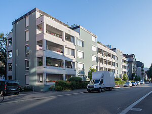 Freihofstrasse 32, 34